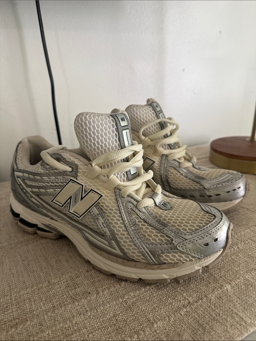 New Balance 1906 sneakers - Picture 2 of 8